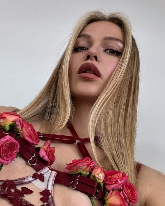 Emmy OnlyFans playful designer