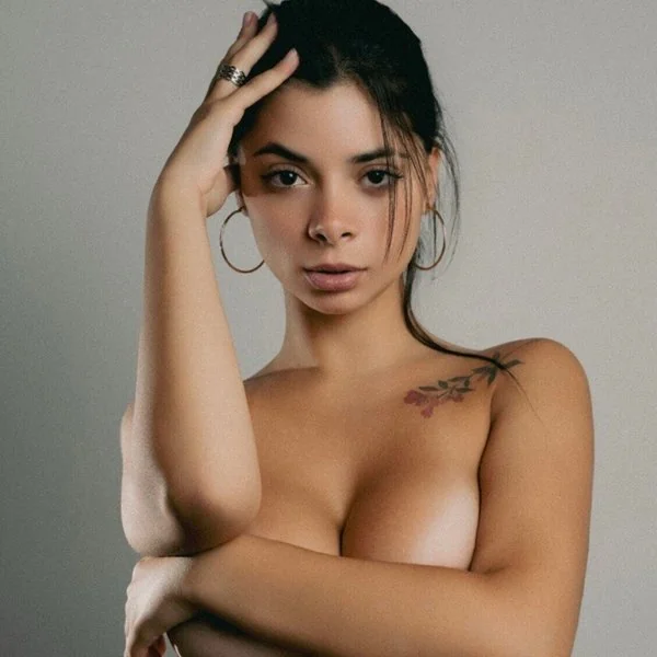 emilyara OnlyFans creator with unique content