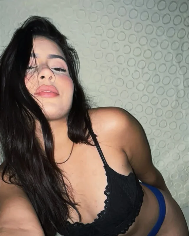RodriguezE OnlyFans hot content creator