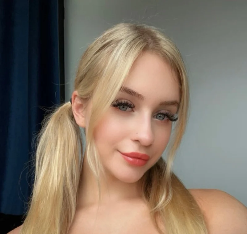 envyluna OnlyFans creator with sexy content