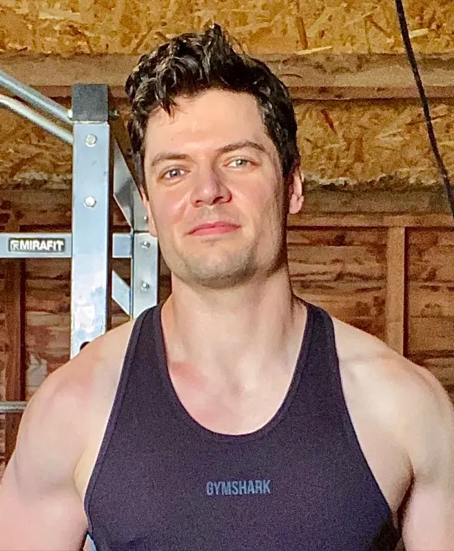 Ephebe OnlyFans British creator with humor