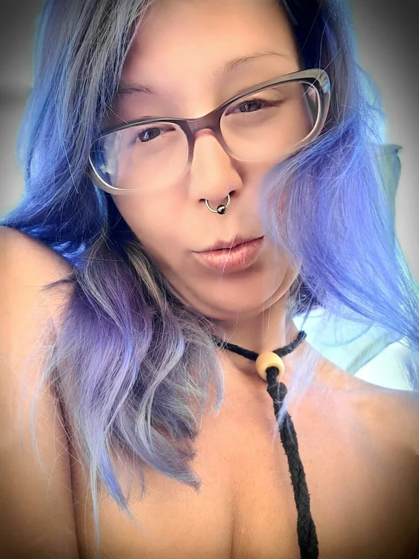 Erisesoterica OnlyFans creator with grey hair