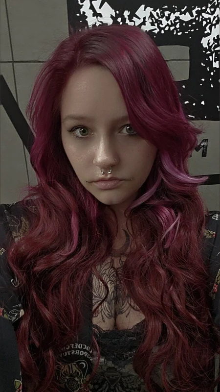Erissasuicide OnlyFans creator with unique content