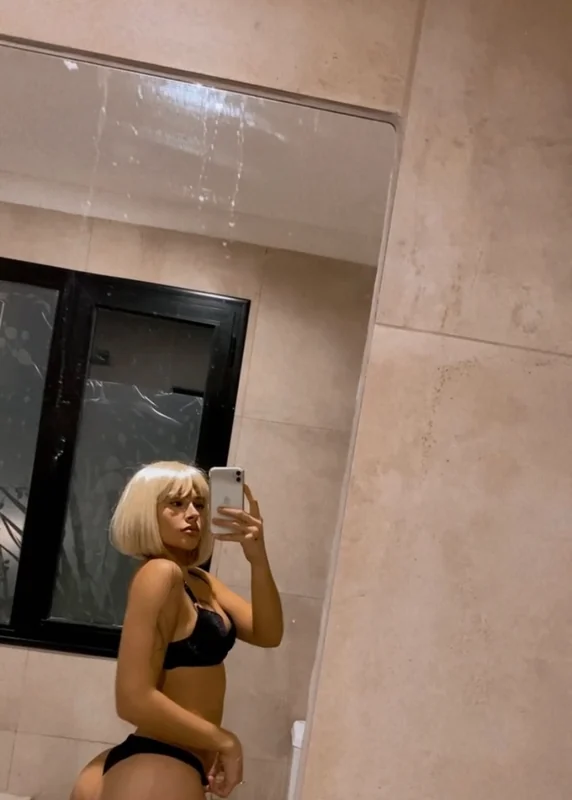 Euge Love VIP OnlyFans creator with big buttocks