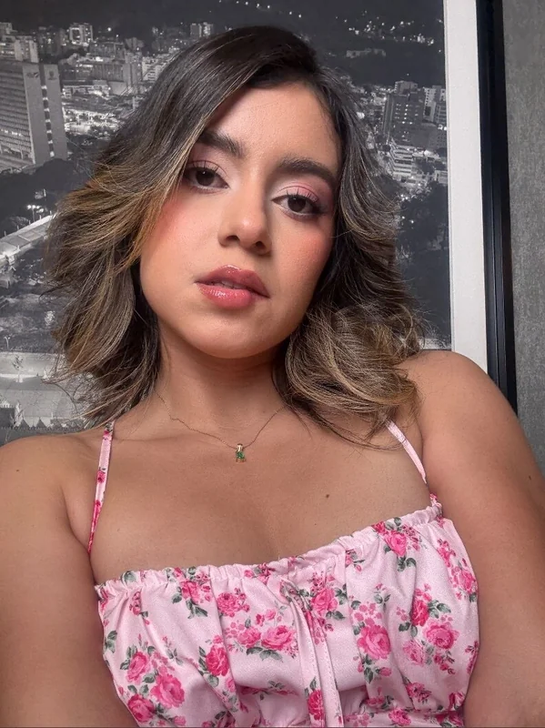 Eva Martinez OnlyFans profile picture - Flirty creator