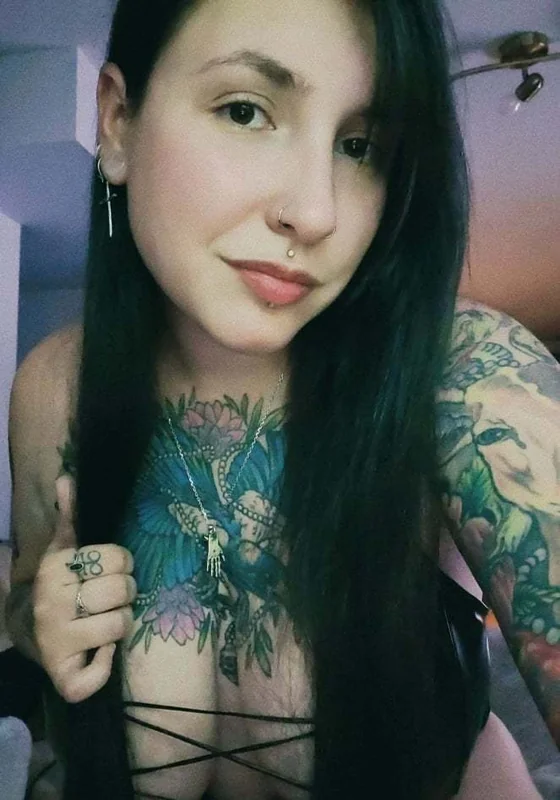 Exie4extasie OnlyFans creator with amateur photos