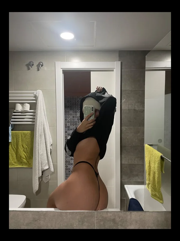 Fatima Achafan OnlyFans with big ass