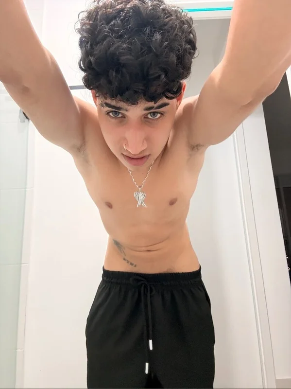 Ferjoo on OnlyFans Exclusive Creator