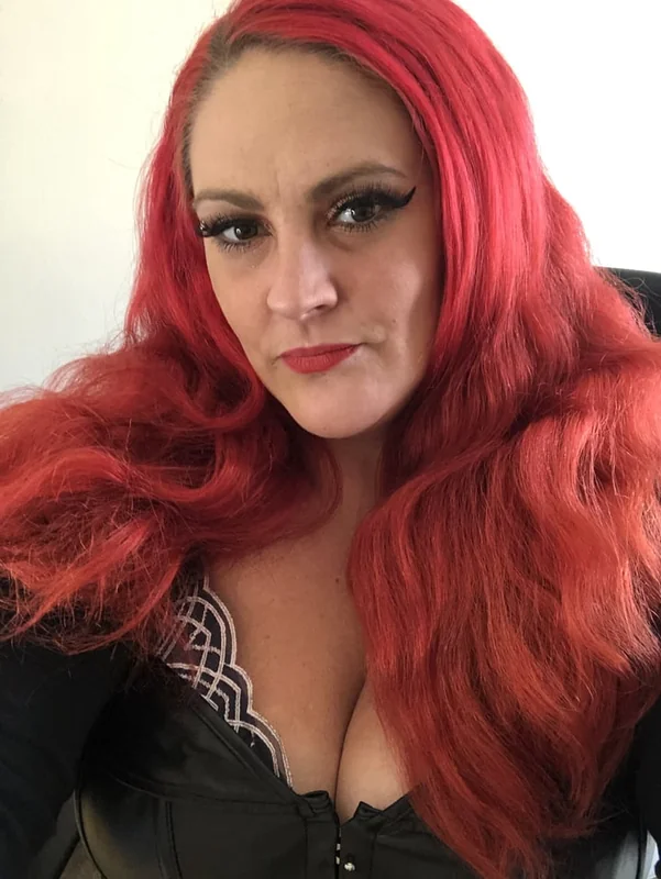 Filthy_Curvy_Kitty OnlyFans dominant woman