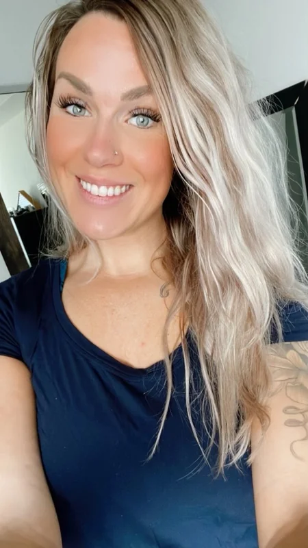 Fitbarbiie OnlyFans creator and fit MILF