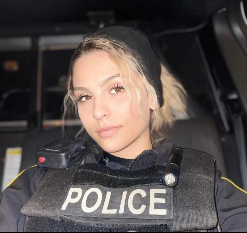 Flbeachbunny OnlyFans Cop with exciting content