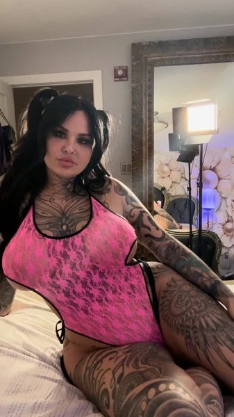 flykarmabird OnlyFans Goddess Karna