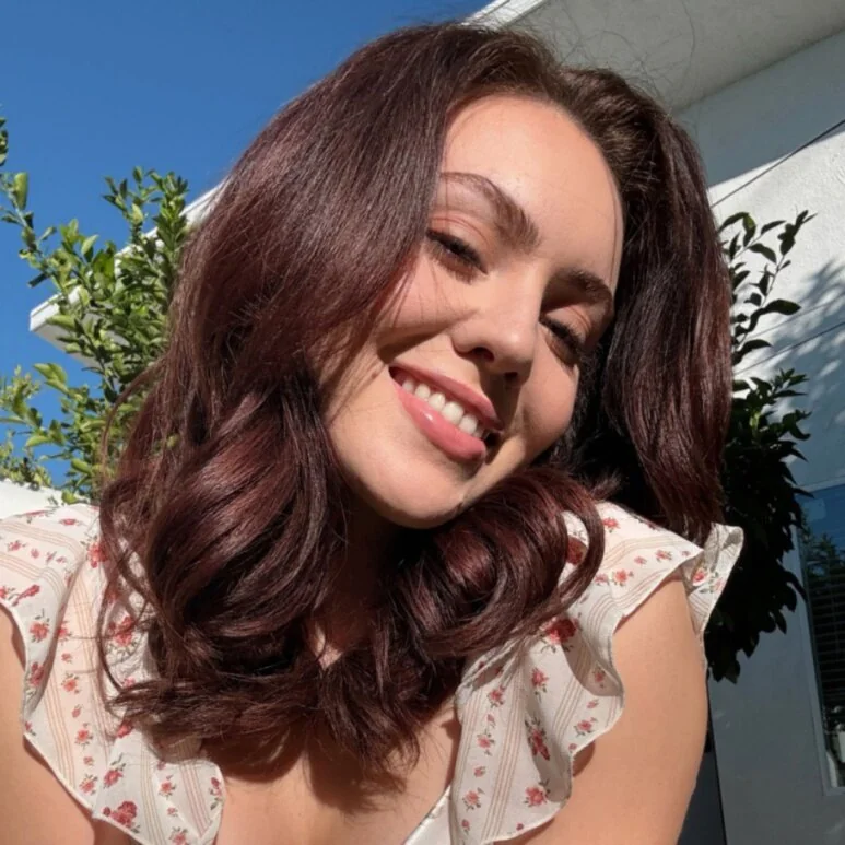 Freya Parker OnlyFans active creator with custom content.