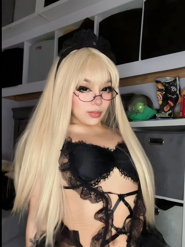 Funsizelorena OnlyFans Blonde Creator