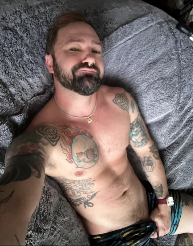 Fuzzywuzzie37 OnlyFans tattooed boy