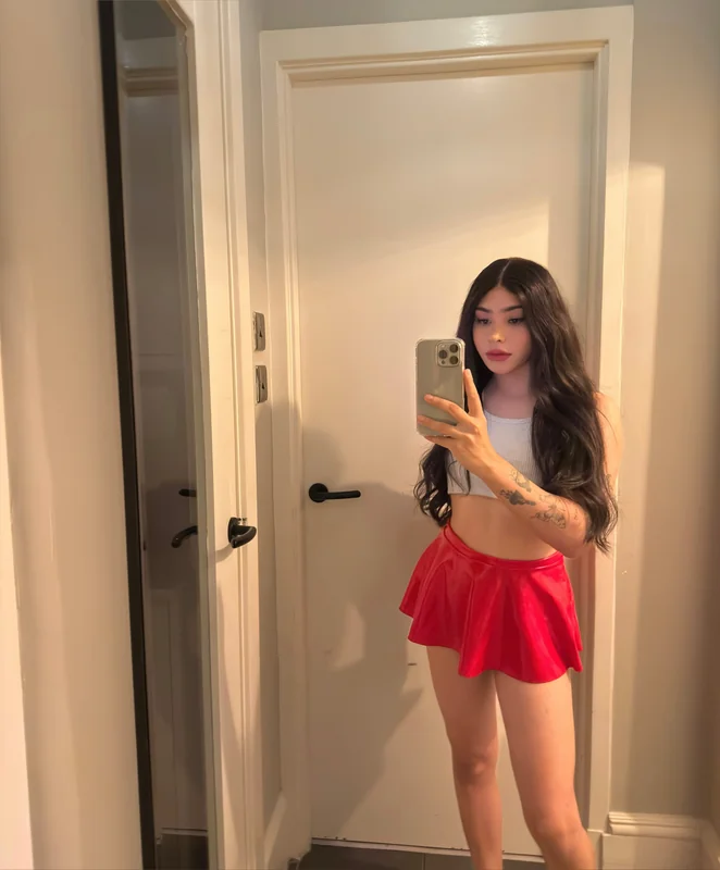 Gabi OnlyFans creator with exclusive content