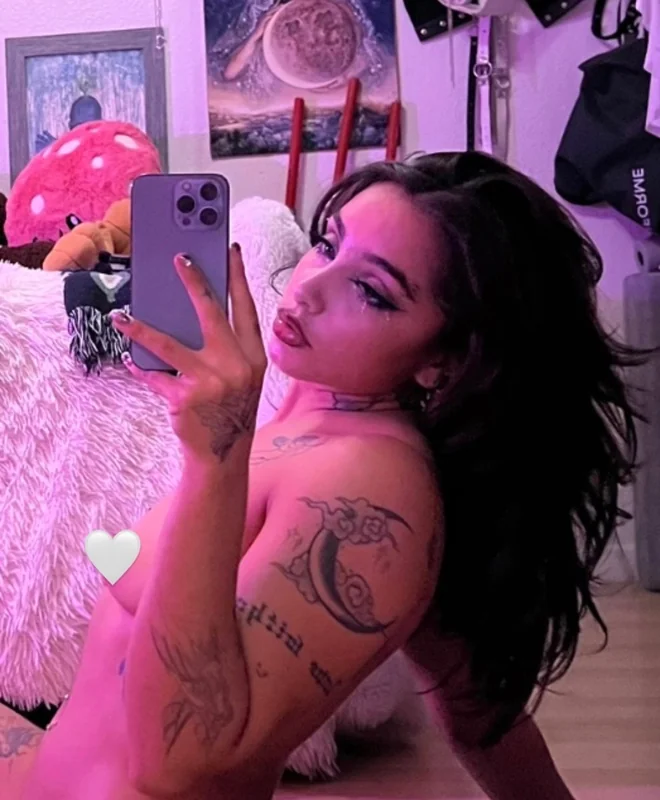 geminiii OnlyFans tattooed creator