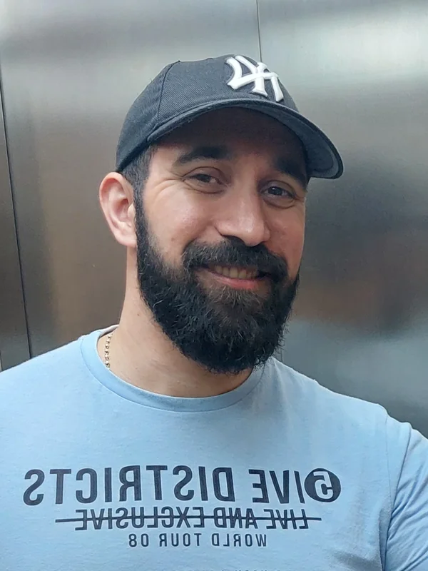 Gerbert3x OnlyFans creator with exclusive content