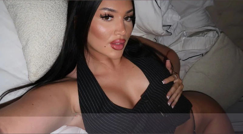 Ghobbs OnlyFans BBL baddie