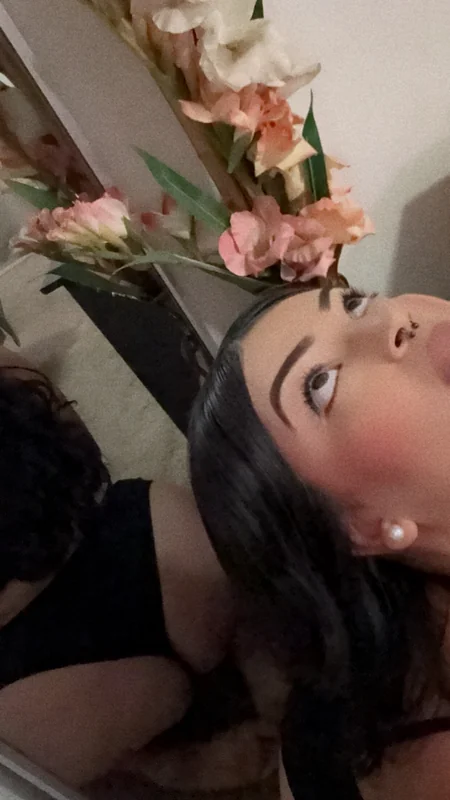 Marie OnlyFans creator with engaging content