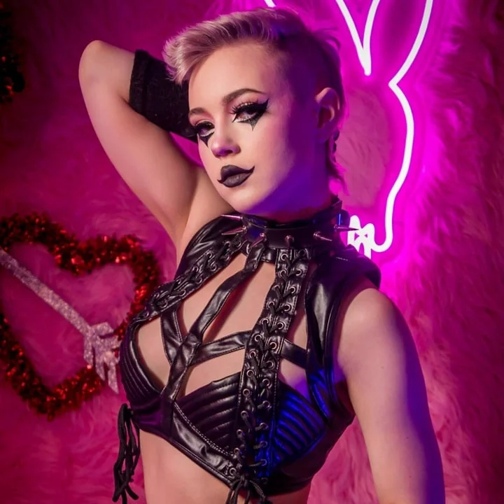 Ghostieghoo OnlyFans edgy alternative creator