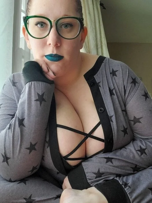 Gingertitsfree OnlyFans profile with huge tits