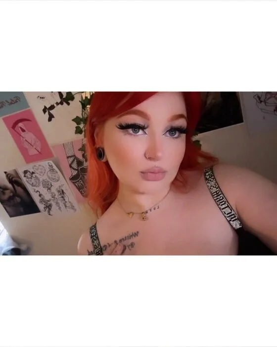 Gingerbellexo OnlyFans red-haired tattooed creator