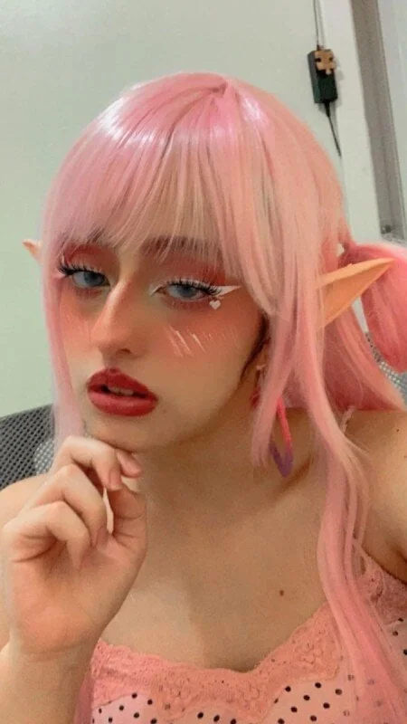 Gnomida OnlyFans Cute Sexy Explicit