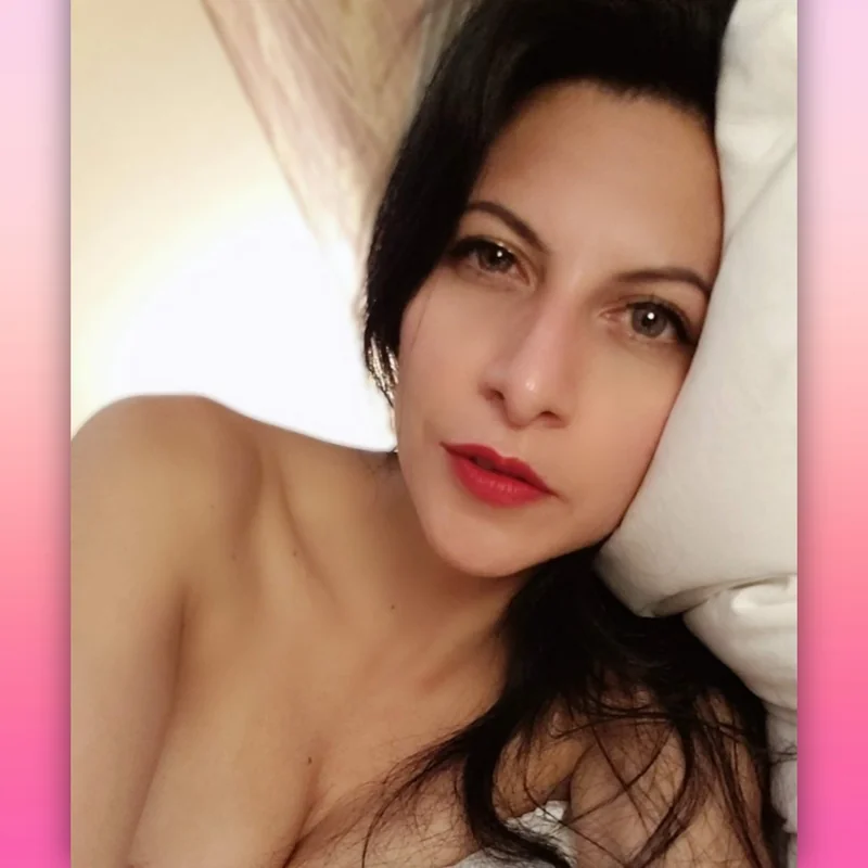 Greta π OnlyFans creator with an enticing personality