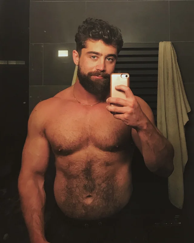 Growingbottom OnlyFans creator from London