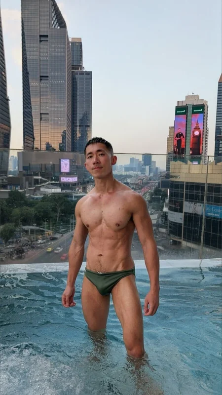 H0rnylondonlads OnlyFans creator with exciting content.