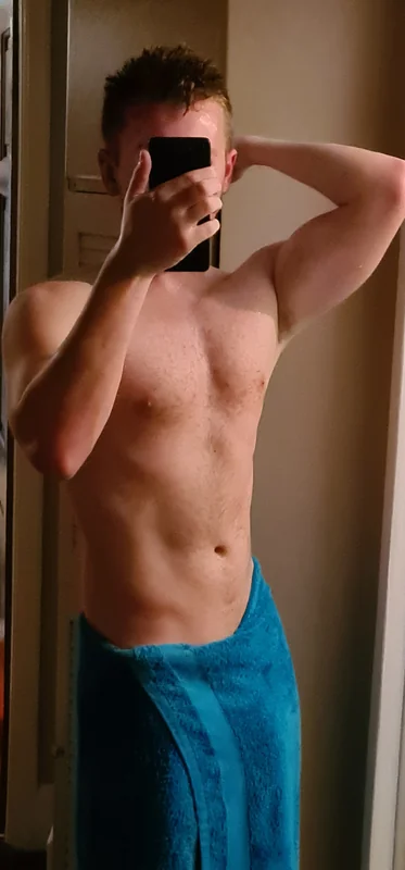 Harry 8=======D OnlyFans creator with exclusive content.