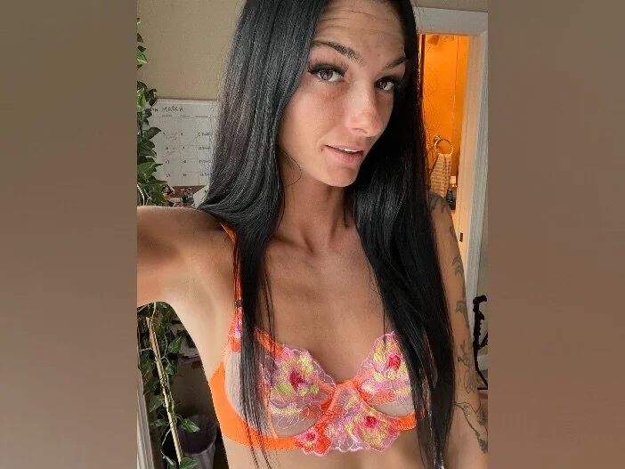Hailey Nicole OnlyFans creator with exclusive content