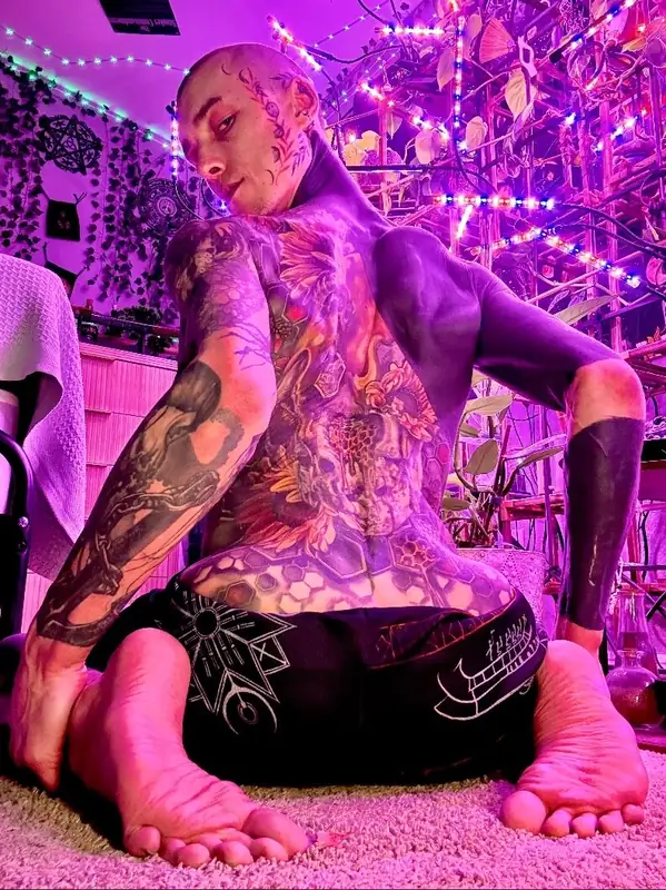 Hosskadovip OnlyFans creator with exclusive content