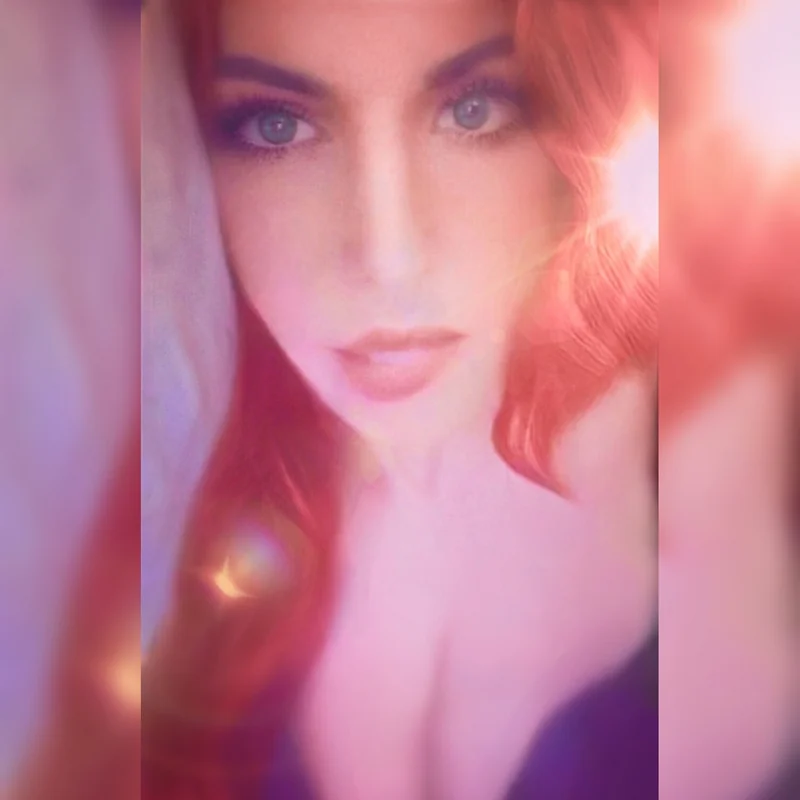 Holly Diamond OnlyFans with fiery red hair