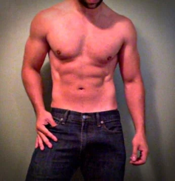 Hunginla88 OnlyFans athletic male creator