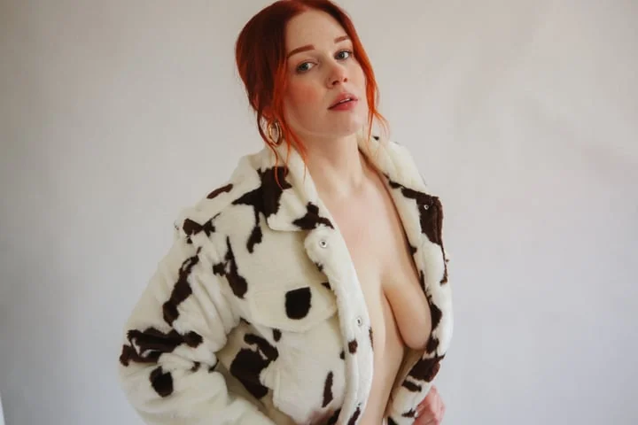 Iamjazzerella OnlyFans curvy redhead