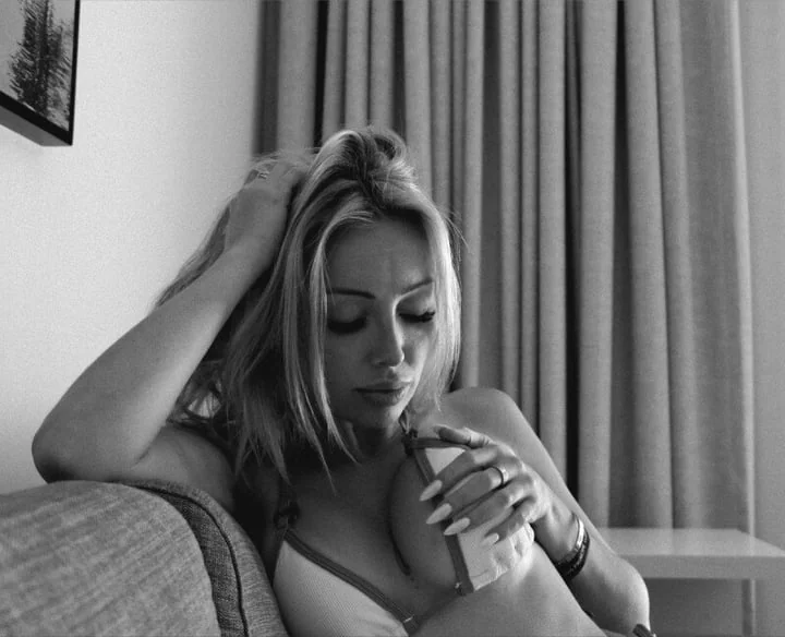 Iknowyoulovekk OnlyFans Blonde Creator