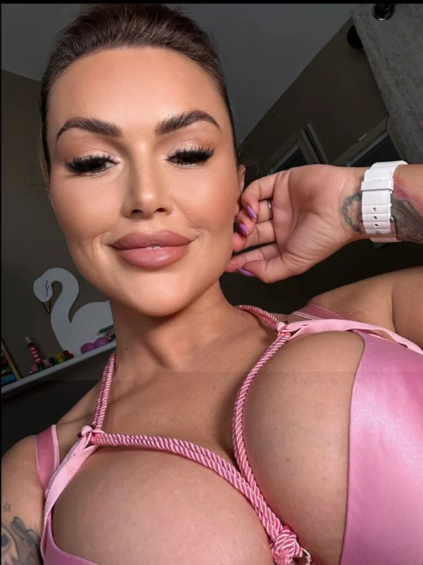 Gemma Massey OnlyFans self-managed creator
