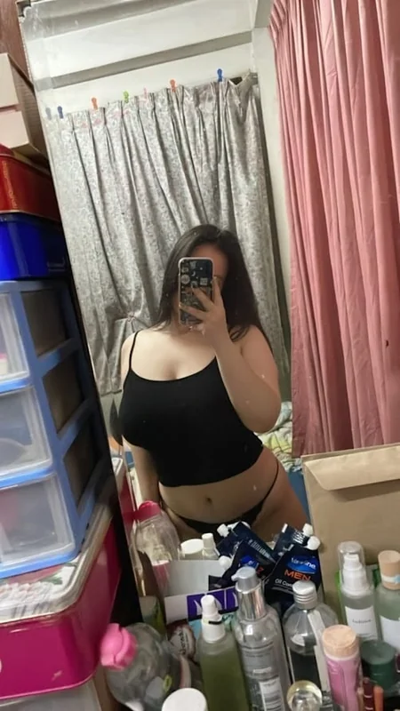 Nawaki Hinaki OnlyFans Curvy Creator