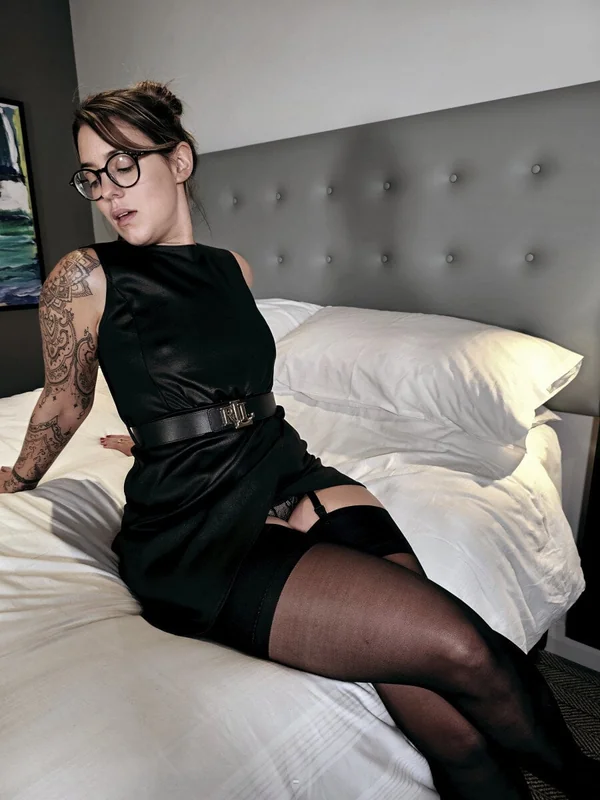 Innocent Hotwife XXX OnlyFans profile picture - Hotwife content creator