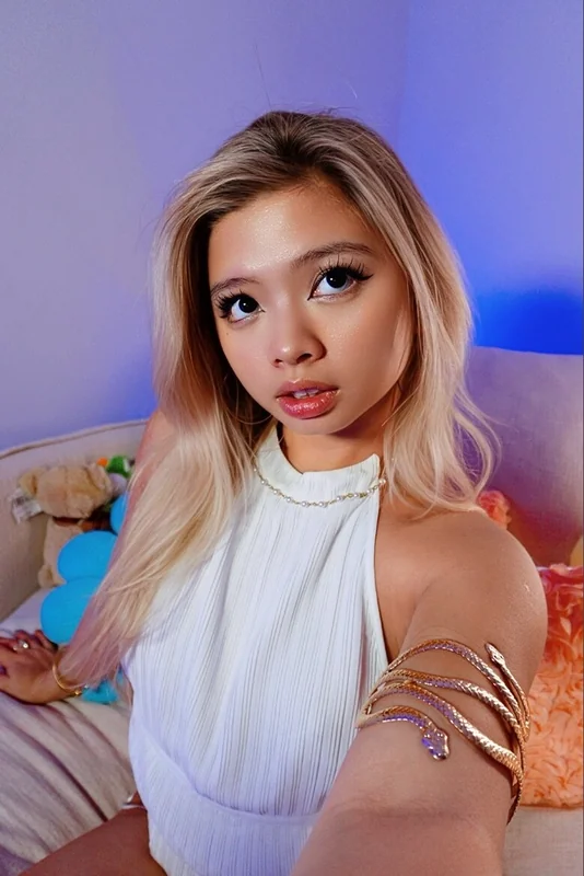 ASMR Queen Ivory OnlyFans creator with good vibes