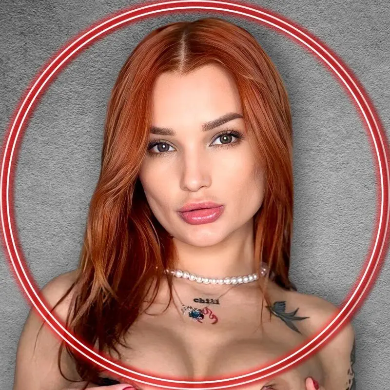 Ivy Cooper OnlyFans cheerful and sexy