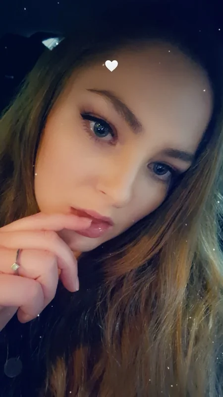 Iwanty0un0w OnlyFans creator with a real vibe