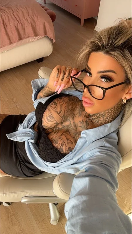 Jacky Inked π OnlyFans tattooed blonde girl