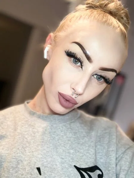 jadebeib OnlyFans creator with a naughty side