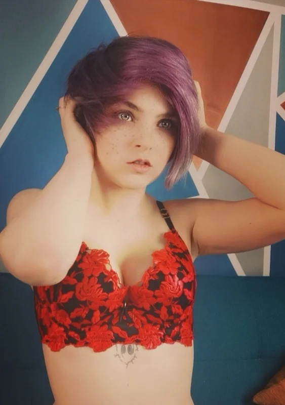 JadeLewds OnlyFans profile picture - Erotic Cosplay Creator