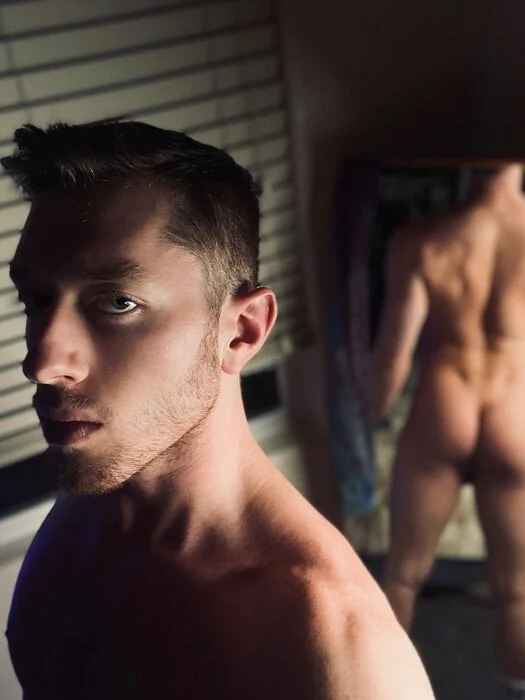 Jakeklerin OnlyFans Athletic Male Creator