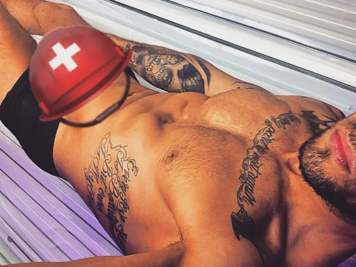 Jakesexy OnlyFans model with chiselled features