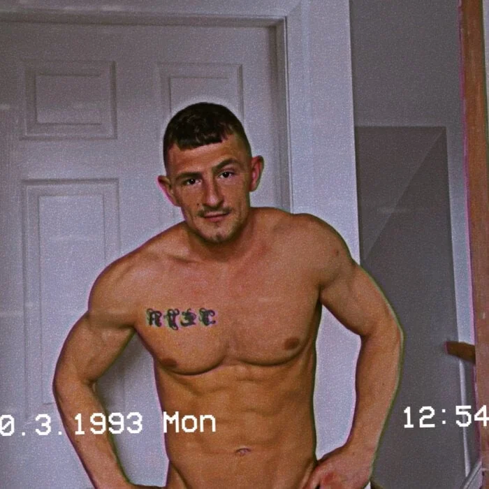 Jakewild18 on OnlyFans inviting for custom content